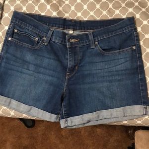 Levi’s Mid Rise Shorts
